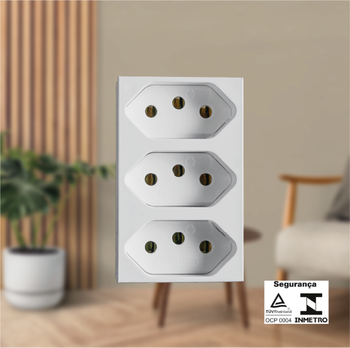 Monobloco Triplo 3 Tomadas Juntas 20A 250V - Imagem 2