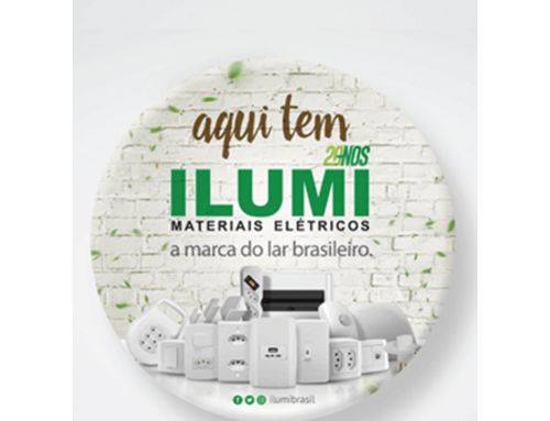 Adesivo “Aqui tem Ilumi”